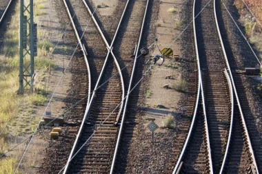 Kod Ripnja iskliznula 3 teretna vagona, komisija za vanredne događaje na terenu!