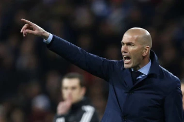 TAMNI OBLACI NAD REAL MADRIDOM: Zidan se dotakao APSURDNIH NAVODA