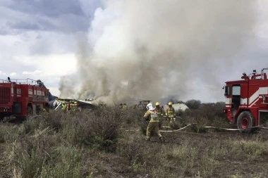 PAO AVION KOD PRIJEDORA: Sportska jedrilica se zarila u zemlju, IMA POVREĐENIH