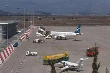 BEOGRAĐANIN JAVIO DA ĆE DIĆI U VAZDUH HOTELE I ŽELEZNIČKE STANICE! Zbog njega obustavljeni i letovi sa aerodroma u Tivtu i Podgorici