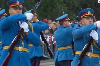 SRBIJA ŠALJE POČASNU GARDU VOJSKE SRBIJE NA PARADU 9. MAJA!? Ruski mediji objavili lepu vest!