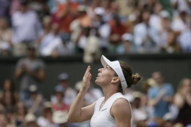 (VIDEO) Muškarci će se postideti kad odgledaju kućni snimak Simone Halep!