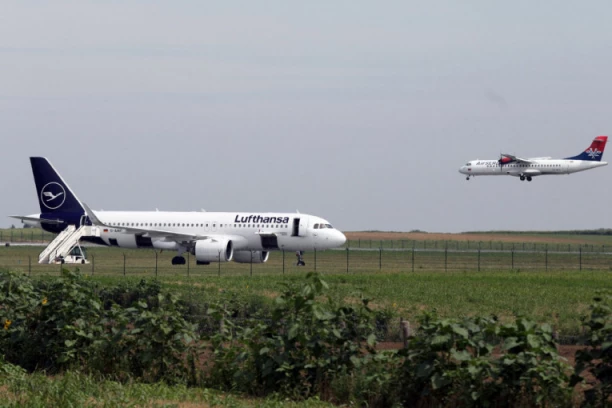 PUTUJETE U OVU ZEMLJU! E, pa možda nećete moći - štrajk na aerodromima, AVIONI PRIZEMLJENI