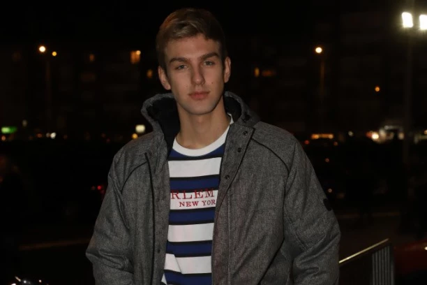 NAŠ INFLUENSER IMA 26 GODINA, A VEĆ PAZARIO DUPLEKS U BEOGRADU: Pogledajte kako živi Andrija Jo, a da li znate koju školu je završio?!