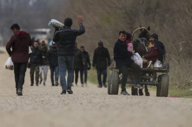 OŠTAR DEMANTI! Mrežama kruži vest da Trstenik prihvata migrante, EVO ŠTA JE ISTINA!