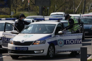 KAO NA FILMU! Policija ga privela, on počeo da beži iz stanice! A ONDA JE POTEGNUTO ORUŽJE!