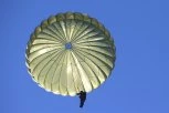 NIKOLI KRILO AVIONA ODRUBILO GLAVU! Obezglavljen samo nekoliko trenutaka nakon skoka, pilot optužen za UBISTVO iz nehata! (FOTO)