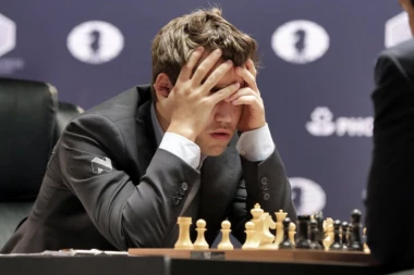 Zemljotres u svetu šaha, šampion povukao radikalan korak: Karlsen presekao!