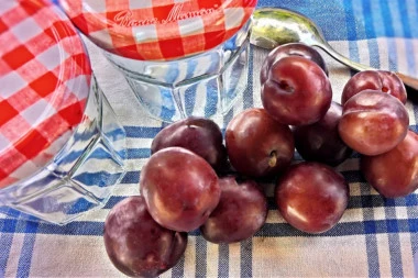 Ukoliko vas muči loša probava, ovo je pravo rešenje za vas: Napravite napitak koji će vas za kratko vreme osloboditi muka!