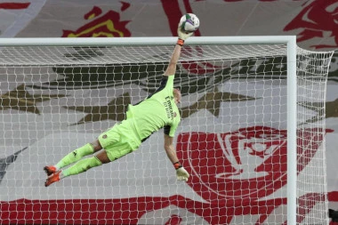 NEMAC HEROJ TOBDŽIJA: Leno odveo Arsenal u četvrtfinale, začarao mrežu protiv Liverpula!