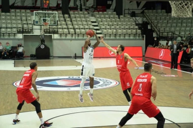 PARTIZAN PREŽIVEO ISTANBUL: Miler-Mekintajer doneo crno-belima pobedu vrednu zlata!