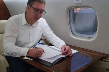 (FOTO) VUČIĆ NA PUTU ZA CRNU GORU: Predsednik Srbije krenuo na sahranu mitropolita Amfilohija