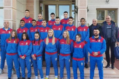 Sombor domaćin 63. Zlatne rukavice: Juniori kreću u borbe za medalje u Sofiji!