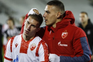 (VIDEO) PAO K'O SVEĆA! Fudbaler Crvene zvezde doživeo NEZGODU na aerodromu!