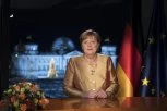 PUTINOVI KOMIČARI NASAMARILI ANGELU MERKEL: Sve vreme je mislila da razgovara sa Petrom Porošenkom!