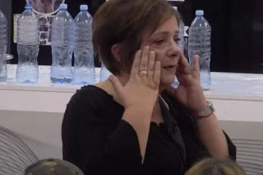 (VIDEO) TRUJE JE U ZADRUZI! Kijina majka Nadica van sebe: SIPALA MI JE FEKALIJE I DUVAN U ČAŠU!