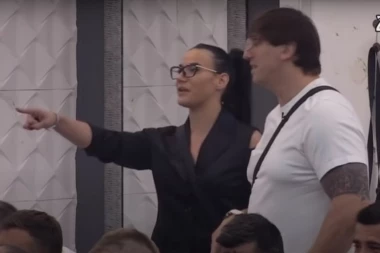 (VIDEO) Nakon što ju je Kristijan PONIZIO PRED SVIMA Kristina mu sve SASULA U LICE: Treba da pustim da me GAZIŠ!