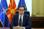 PENDAROVSKI OSUDIO ZASTAVU VELIKE ALBANIJE: Isticanje ikonografije koja promoviše šovinističke ideje predstavlja rasplamsavanje etničke mržnje i netrpeljivosti