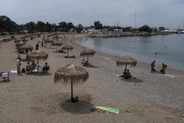 NOVE MERE ZA NEVAKCINISANE: Promene u Grčkoj za sve koji nisu primili cepivo!