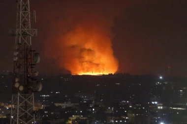 PETI DAN SUKOBA NA BLISKOM ISTOKU! Masovno bombardovanje pojasa Gaze, Izrael demantuje da je bilo kopnene invazije!