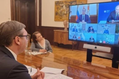 (VIDEO) VUČIĆ I PUTIN POKRENULI PROIZVODNJU: Institut Torlak pravi Sputnjik V, prva vakcina stiže za 10 dana