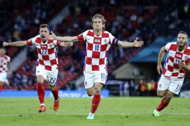 HRVATSKA U DRUGOJ FAZI: Fenomenalni Modrić i Perišić HEROJI NACIJE protiv Škota!