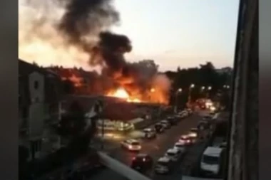 (FOTO) VELIKI POŽAR NA BELIM VODAMA! Gori prodavnica jednog trgovinskog lanca!?