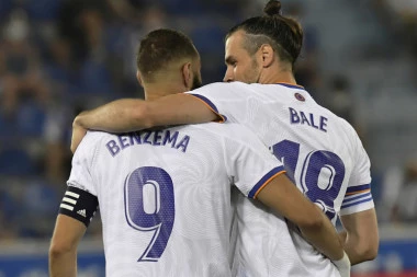 JOVIĆU ŠANSA NA KAŠIČICU: Real na KRILIMA Benzeme TORPEDOVAO Alaves!