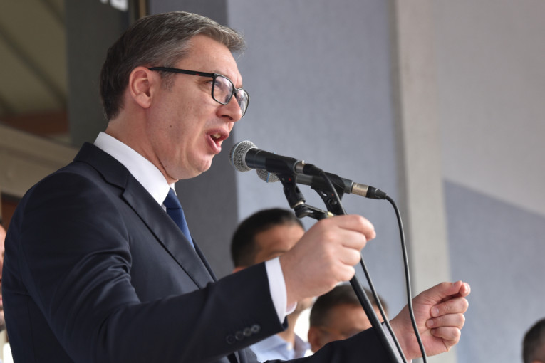 PREDSEDNIK VUČIĆ OBJAVIO SNIMAK NA INSTAGRAMU: Srbija će uvek biti uz svoj narod! (VIDEO)