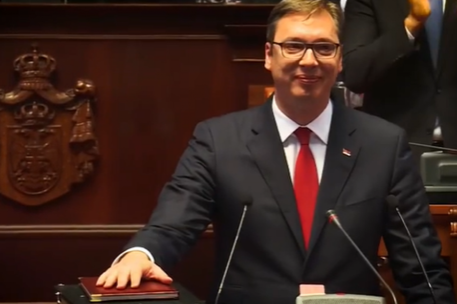 PREDSEDNIK VUČIĆ OBJAVIO VAŽAN SNIMAK: Evo šta je poručio građanima Srbije! (VIDEO)