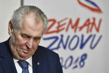 MILOŠ ZEMAN U TEŠKOM STANJU: Oglasila se predstavnica bolnice u kojoj je smešten bivši češki predsednik