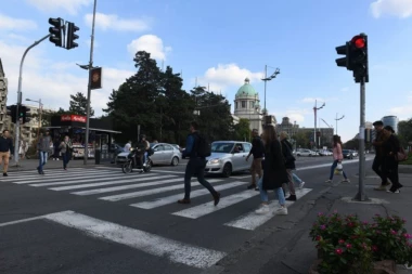 CENTAR BEOGRADA ZATVOREN ZA SAOBRAĆAJ! Ovim ulicama danas nećete moći, a evo i zašto!