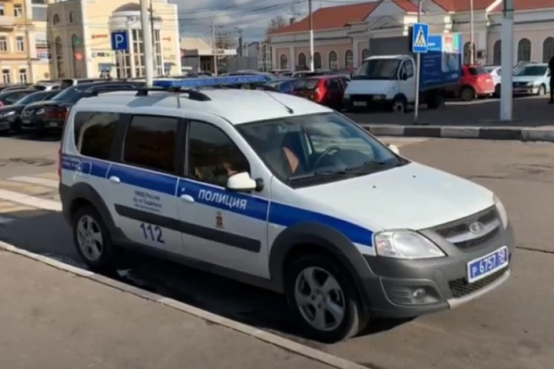 PUCNJAVA U RUSIJI: Poginula dva policajca u napadu na patrolu (VIDEO)