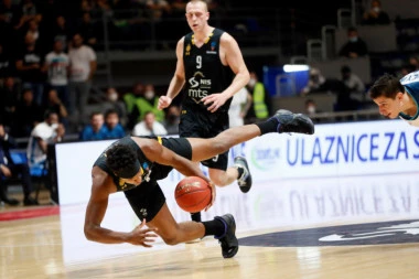 ŽELJKOVA KAZNENA EKSPEDICIJA HARA EVROPOM: Moćni Partizan PREGAZIO Turke u grotlu Pionira!