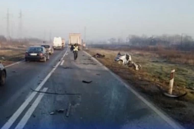 STRAVIČNA NESREĆA NA IBARSKOJ MAGISTRALI! (FOTO)