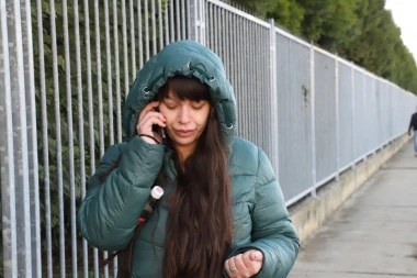 MILJANA SA ŽESTOKOM DIJAGNOZOM ŠETA SLOBODNO ULICOM: Kulićeva uhvaćena u centru grada, ŠOK izdanje zaprepastilo sve! (FOTO)