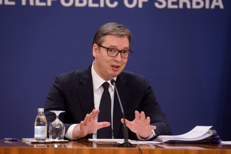 JAKA PORUKA PREDSEDNIKA VUČIĆA UPUĆENA PENZIONERIMA: 20.000 dinara je gotovo ništa u poređenju sa onim koliko ste vi dali našoj zemlji