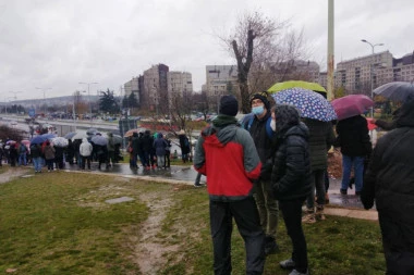 MANIPULACIJA! Protesti u Beogradu propali, Đilasovi mediji podmeću stare slike (FOTO)