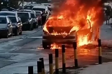 PRVE IZJAVE UZNEMIRENIH GRAĐANA: Piroman napravio haos u Nišu, oštećeni automobili, umalo stradale i kuće!