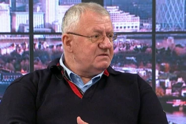 JANKOVIĆ BI GLUMIO DA JE GRADONAČELNIK, SVE BI RADIO ĐILAS! Šešelj udario žestoko na tajkunsku opoziciju: ONAJ MARKOVIĆ JE NOTORNI IZDAJNIK!