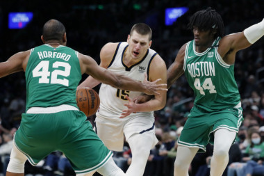 ŠOK ZA ŠOKOM: Neverica u NBA ligi! (VIDEO)