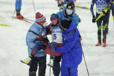 DRAMA U PEKINGU! Norvežanka kolabirala po ulasku na cilj! (VIDEO)