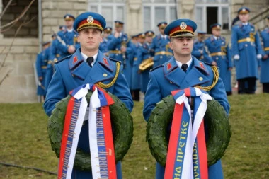 (VIDEO) SRBIJA DANAS SLAVI DAN DRŽAVNOSTI: Održana svečana ceremonija u Orašcu