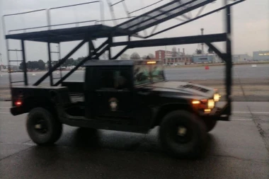 JOŠ JEDNA DOJAVA O BOMBI U AVIONU! Na letu Beograd-Moskva opet prijavljena eksplozivna naprava! (FOTO)