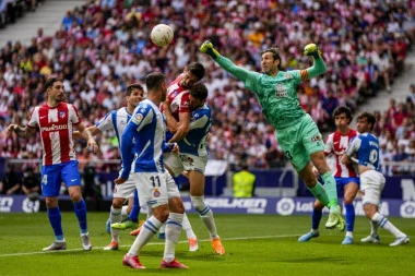 IGRALO SE DOK ATLETIKO NE DA GOL: Karasko u 100. minutu sa bele tačke doneo pobedu Jorgandžijama!