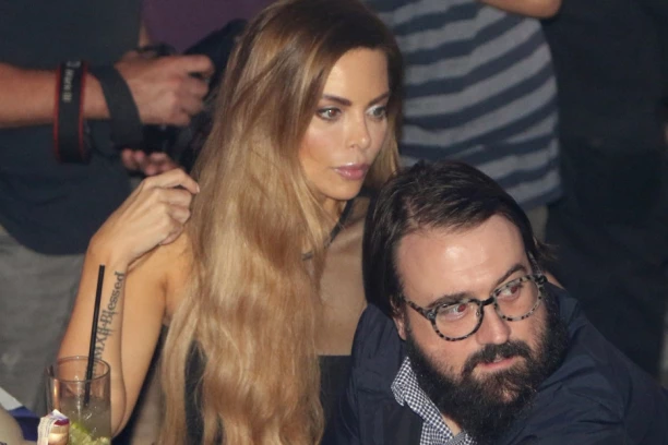 OBJAVA NIKOLINE PIŠEK JEŽI DO KOSTIJU: Potresno obraćanje ćerki TRI GODINE nakon smrti Vidoja Ristovića, ovo će vas rasplakati!