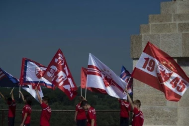 Zvezdaški barjaci u prodaji!