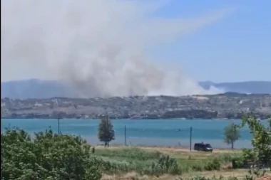 VELIKI POŽAR KOD ATINE: Vlasti naložile hitnu evakuaciju (VIDEO)