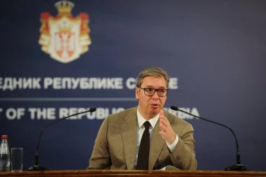 VUČIĆ STIGAO U GENERALŠTAB! Očekuju se dalji koraci države zbog incidenata na Kosovu!