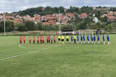 ODIGRAN LOKALNI DERBI: Kaluđerica ZGROMILA Zaklopaču! (FOTO GALERIJA)